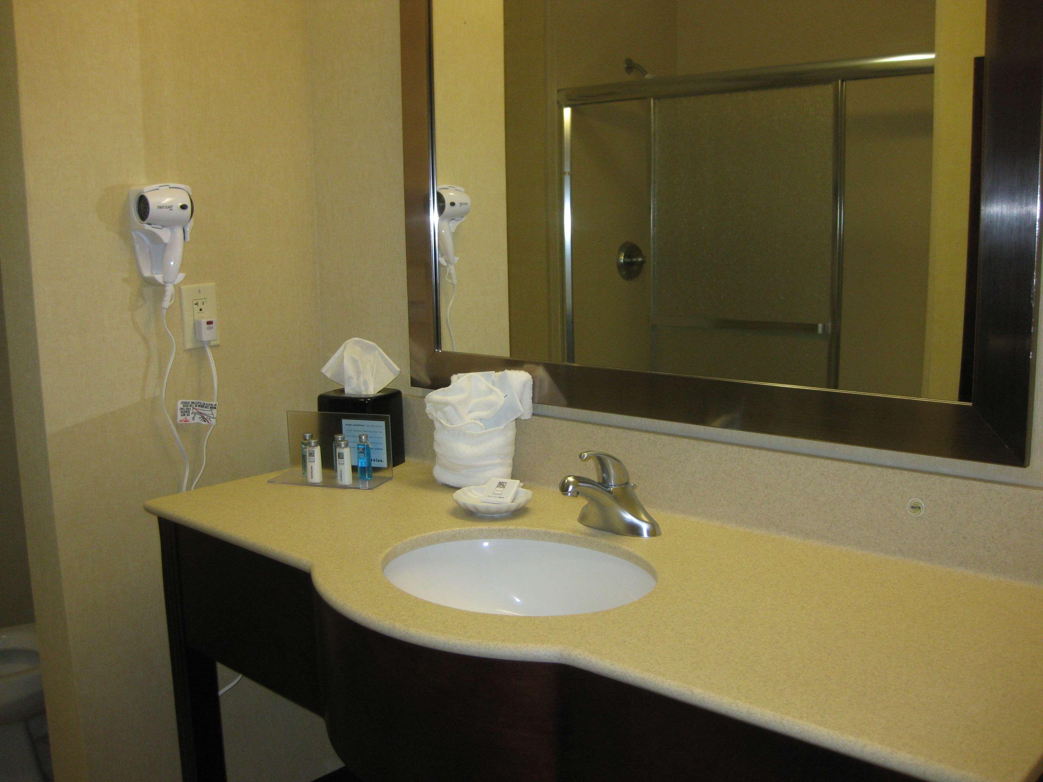 Hampton Inn Kingsland Quarto foto